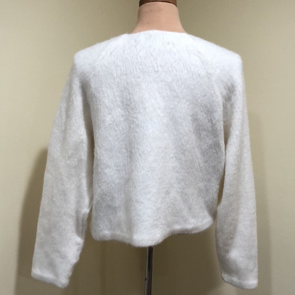 Theory Fuzzy Sweater Size Medium White Virgin Wool Blend Pullover - Picture 5 of 10